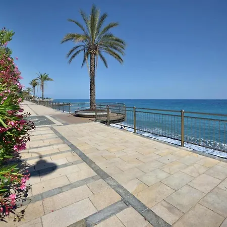 Casa Luxury Golf * ארנצאנו